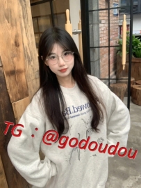 #台中：文靜 162/45/C+ 21歲